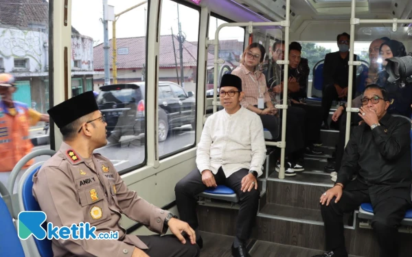 Thumbnail Berita - Atasi Macet Lebaran, Shuttle Bus Kota Batu Mulai Uji Coba!