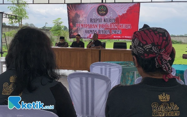 Thumbnail Ormas RaDja Gelar Rapat Kerja 2025, Bahas Pendirian Koperasi dan Sinergi dengan DPRD Jatim