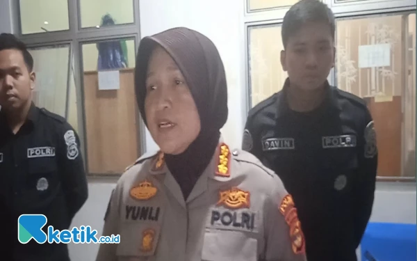 Thumbnail Berita - Way Kanan Berdarah! Penggerebekan Sabung Ayam Berujung Tiga Polisi Tewas, Polda Lampung Gelar Penyelidikan