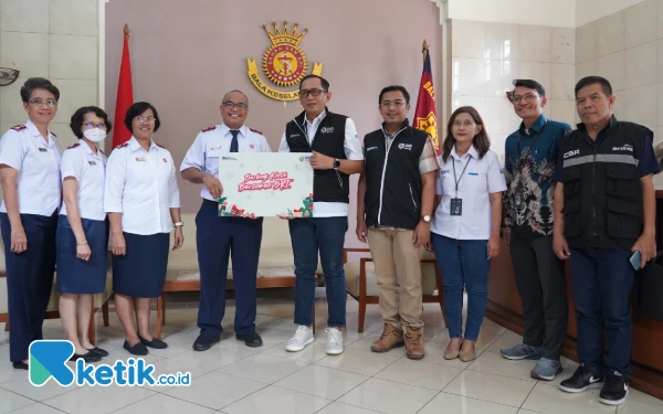 Thumbnail BRI Regional Office Bandung Salurkan Bantuan Paket Sembako Senilai Rp2,9 Miliar