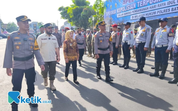 Thumbnail Berita - ‎869 Personel Gabungan siap Amankan Lebaran Kota Batu   ‎