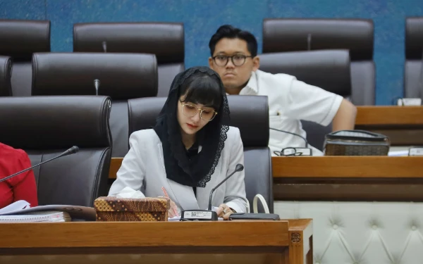 Thumbnail DPR Sebut Penemuan Ladang Ganja di Bromo Coreng Citra Pariwisata Indonesia