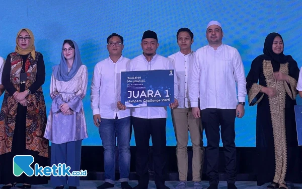 Thumbnail Berita - Hipmi Kota Blitar Raih Juara 1 Hampers Challenge 2025, Pendopo Nusantara Siap Jadi Gerbang Perdagangan