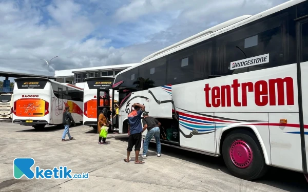 Thumbnail Pemudik Wajib Tahu, Kenali Bis Laik Jalan di Terminal Arjosari