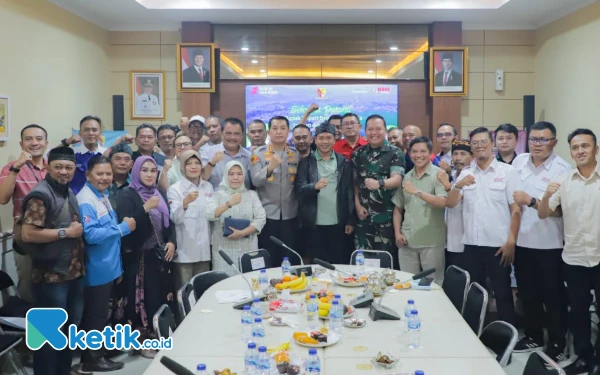 Thumbnail Berita - Setiap Peringatan May Day Kondusif, Bupati Bandung Komitmen Tetap Jaga Hubungan Harmonis dengan Buruh