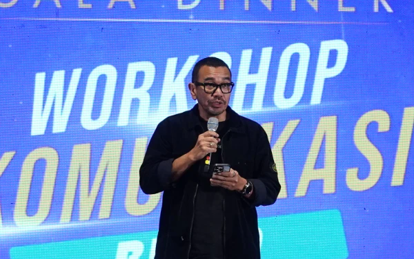 Thumbnail Berita - 125 Influencer di Jatim Ramaikan Workshop AirNav Indonesia Pemanfaatan AI