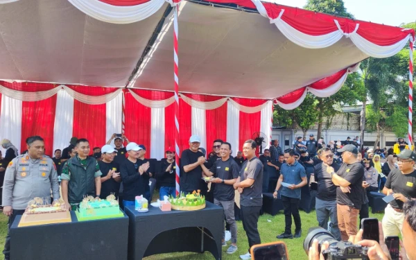 Thumbnail Berita - Dari Iuran PBID BPJS KIS hingga Rumah Singgah di Surabaya, Ini Tuntutan Serikat Pekerja ke Bupati Tuban