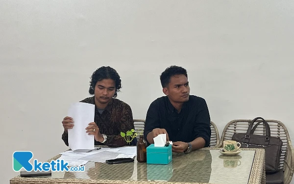 Thumbnail Berita - Dokter AY Akui Periksa Pasien Tanpa Perawat, Pengacara Ungkap Fakta Lain di Kamar