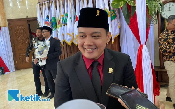 Thumbnail Berita - Nama Putra Risma Berpotensi Jabat Ketua PDIP Surabaya
