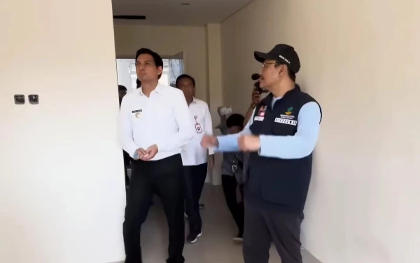 Thumbnail Berita - Jadi Sekolah Rakyat, Mensos Sebut Wisma Haji Indramayu Aset Luar Biasa