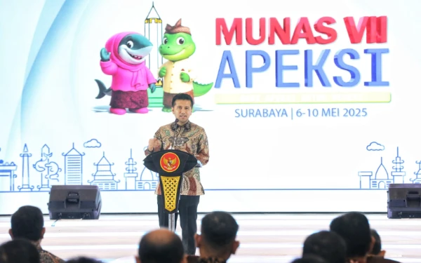 Thumbnail Berita - Buka Munas APEKSI 2025, Wagub Emil: Sinergitas dan Kolaborasi Kunci Jalankan Roda Pemerintuahan