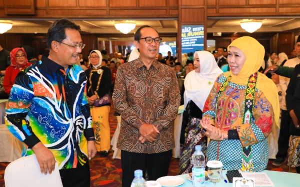 Thumbnail Berita - Bank Jatim Bakal Buka Kantor Cabang di Balikpapan, Khofifah Sebut Perkuat Kemitraan dan Perdagangan