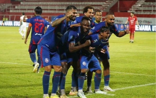 Thumbnail Berita - Head to Head Arema FC Vs Persik Kediri
