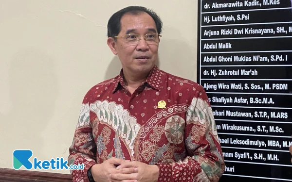 Thumbnail Berita - DPRD Surabaya Buka Kanal Laporan Warga untuk Tangani Pasien Tertolak Rumah Sakit