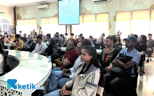 Thumbnail Berita - Menduniakan Bahasa Indonesia, 40 Mahasiswa Asing Ikuti Lomba Gebyar Pemelajar BIPA di Unisma