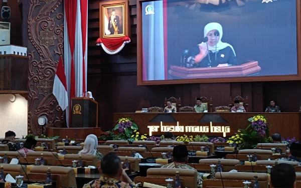 Thumbnail Berita - Rapat Paripurna DPRD Jatim, PKB Soroti Pengelolaan Keuangan dan Serapan Anggaran Pemprov Jatim