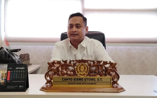 Thumbnail Berita - 21 Tahun Mengabdi untuk Partai PKS, Ini Profil Anggota DPRD Surabaya Cahyo Siswo Utomo