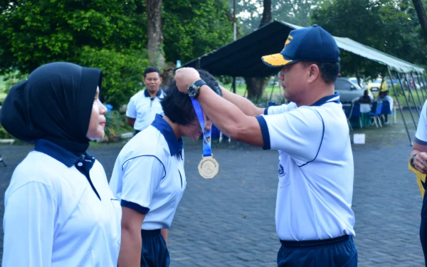 Thumbnail Berita - Top! Dua Karateka Puspenerbal Raih 1 Emas dan Perak Kejurnas Piala Dankodiklatal
