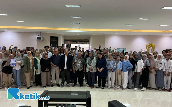 Thumbnail Berita - Ciptakan Inovasi Berbasis Sosial, Prodi Sosiologi Unesa Ajak Mahasiswa Kembangkan Komunitas  di Sociovation