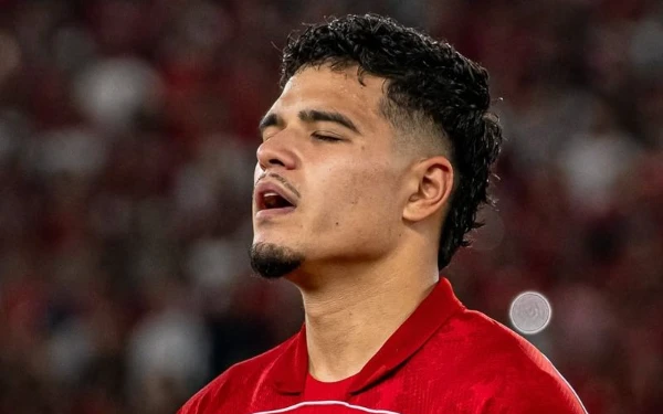 Thumbnail Berita - Cedera Jadi Penyebab Ragnar Oratmangoen Absen Bela Timnas Indonesia