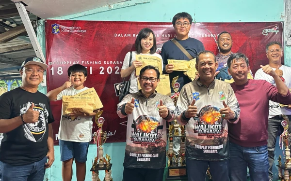 Thumbnail Berita - Lomba Memancing di Surabaya Perebutkan Hadiah hingga Rp600 Juta