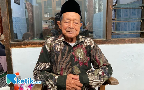 Thumbnail Berita - Sastro Wasiyo, Calon Haji Tertua Kota Malang Antusias Kembali Berkunjung ke Tanah Suci