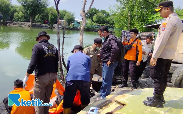 Thumbnail Berita - Menghilang Dua Hari, Warga Gadukan Utara Ditemukan Mengambang di Tambak Kalianak Surabaya