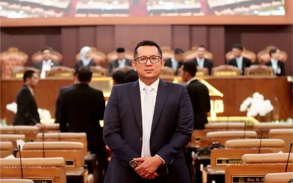 Thumbnail Berita - Dijuluki Selebgram ASN, Mas Sekwan DPRD Jatim Fokus Tata Birokrasi Profesional dan Berdampak