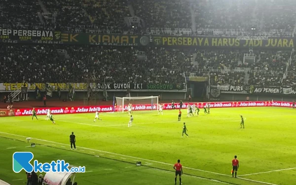 Thumbnail Berita - Babak 1 Persebaya vs Bali United 0-2, Uston Nawawi Rotasi Pemain