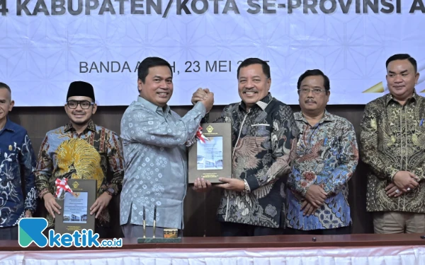 Thumbnail Berita - 17 Kali Berturut-Turut, Pemkab Nagan Raya Raih Penghargaan Opini WTP dari BPK RI