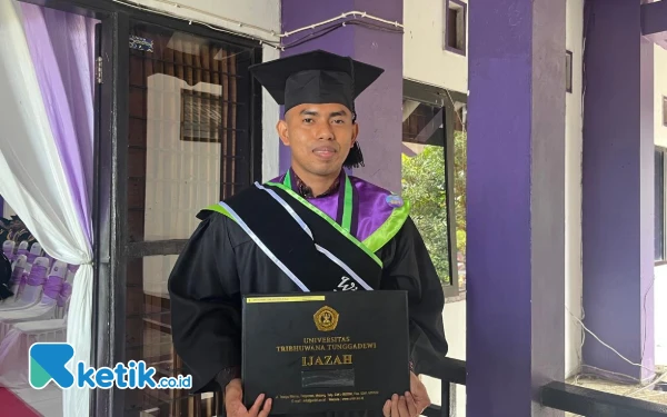 Thumbnail Berita - Dari Perawat Home Care ke Lulusan Terbaik Unitri, Ini Perjuangan Salahuddin