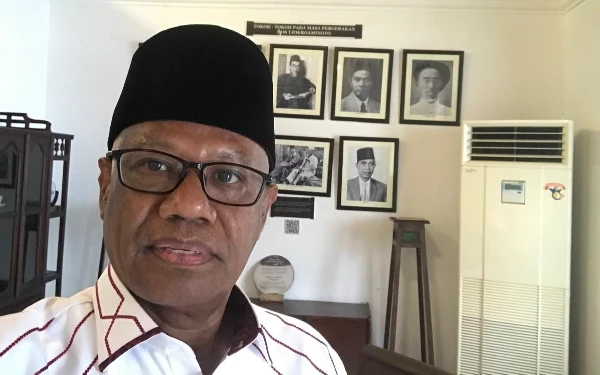 Thumbnail Berita - Analisis Pengamat Obasa, Gubernur Khofifah Tak Terlibat Kasus Hibah Jatim