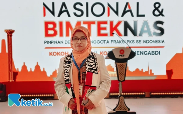 Thumbnail Berita - Hj Wardatun Toyyibah, Anggota DPRD Sampang yang Lama Mengabdi di Muslimat NU