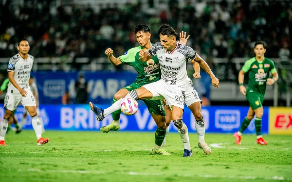 Thumbnail Target Lebih Baik Musim Depan, Persebaya Kontrak Pemain Jangka Panjang