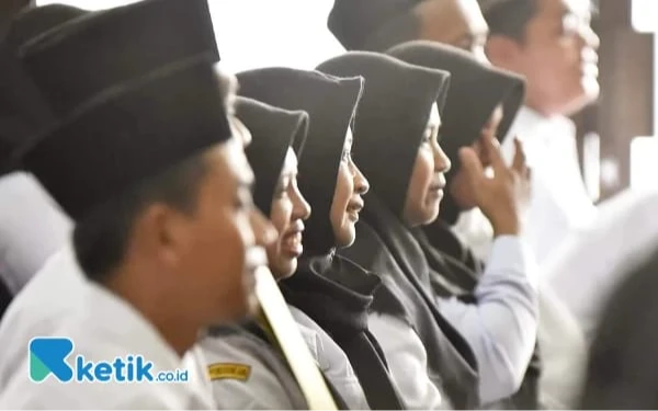 Thumbnail Berita - Akhiri Drama Penundaan, 364 ASN Pacitan Resmi Terima SK Pengangkatan