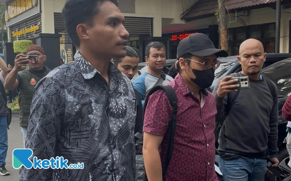 Thumbnail Berita - Dokter AY Belum Ditetapkan sebagai Tersangka, Polresta Malang Kota Perlu Lengkapi Materi Hukum