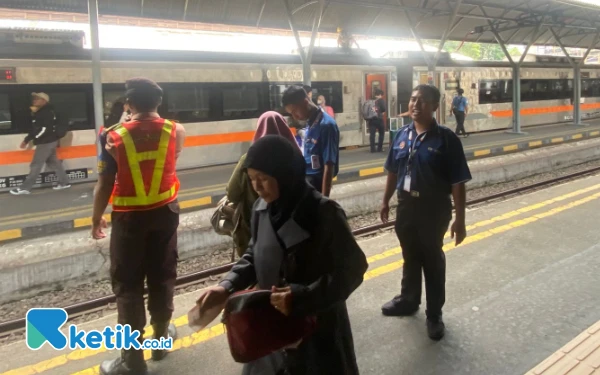 Thumbnail Berita - Libur Panjang Isa Almasih, Daop 8 Surabaya Catat Lonjakan Penumpang Capai 28 Ribu