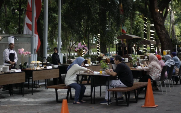 Thumbnail Berita - Ikut Meriahkan HUT ke-732 Surabaya, Mercure Surabaya Grand Mirama Hadirkan Pagelaran Kuliner Pawon Darmo
