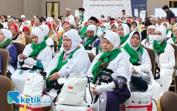 Thumbnail Berita - Embarkasi Surabaya Berangkatkan Kloter Terakhir, 36.845 JCH Telah Terbang ke Tanah Suci