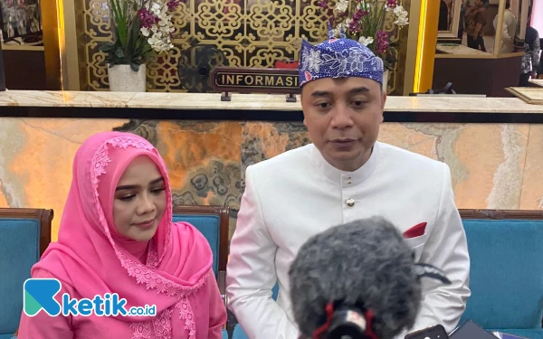 Thumbnail Berita - Eri Cahyadi Nyatakan Perang Terhadap Jukir Liar dan Premanisme di Surabaya