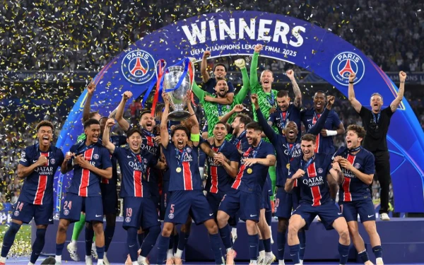 Thumbnail Berita - PSG Juara Liga Champions Usai Tekuk Inter Milan 5-0, Nasser Al-Khelaifi: Momen Bersejarah!