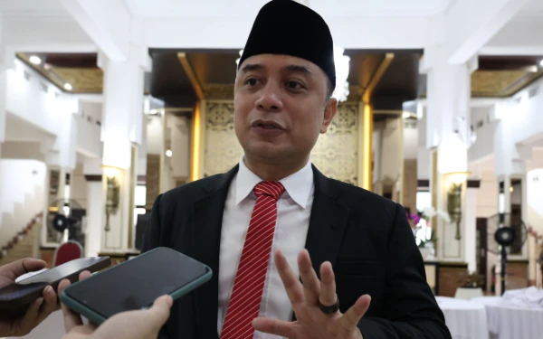 Thumbnail Berita - Wali Kota Surabaya Komitmen Terapkan Nilai-nilai Pancasila pada Pelayanan Publik