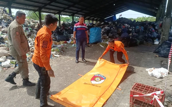 Thumbnail Berita - Minim Saksi dan CCTV, Pelaku Pembuang Bayi di Sambikerep Sulit Terlacak