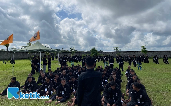 Thumbnail Berita - Semangat Juang Calon Warga PSHT Blitar Memuncak di Tes Pendadaran 2025