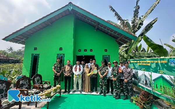 Foto Hasil rehabilitasi Rumah Tidak Layak Huni (RTLH) sasaran TMMD Reguler ke-124 Kodim/Sleman didesa Pondokrejo, Tempel, Sleman. (Foto: Fajar Rianto/Ketik.co.id)