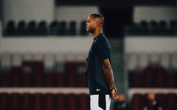 Thumbnail Berita - Patrick Kluivert Tegaskan Tak Tambah Naturalisasi di Putaran 4 Kualifikasi Piala Dunia