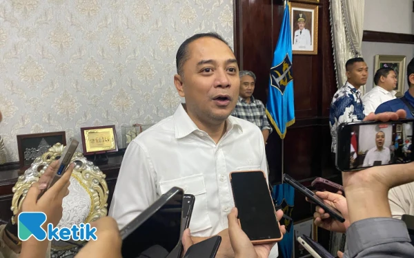 Thumbnail Berita - Eri Cahyadi Ancam Tindak Tegas RT/RW yang Terlibat Pengelolaan Parkir Liar
