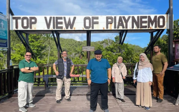 Thumbnail Berita - Sosok Gus Tambang, Kyai Asal Malang yang Jadi Bulan-bulanan Aktivis Lingkungan