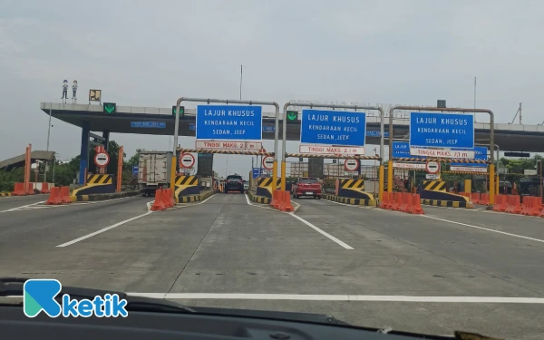 Thumbnail Berita - Libur Iduladha, Jasamarga Surabaya-Mojokerto Catat 35.184 Kendaraan Gunakan Jalan Tol