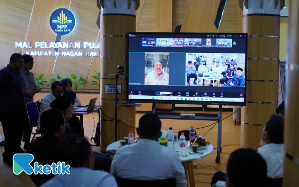 Foto Pelaksanaan peresmian MPP yang diikuti oleh sejumlah pejabat Pemkab Nagan Raya di Mal Pelayanan Publik Nagan Raya, Rabu, 11 Juni 2025. (Foto: Cutbang Ampon/Ketik.co.id)
